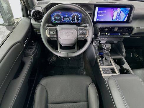 Used 2024 Toyota Land Cruiser image 24