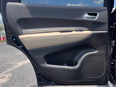 Used 2019 Dodge Durango SXT AWD/4WD image 14