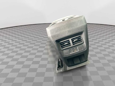 Certified 2025 Chevrolet Colorado Z71 w/ Midnight Edition image 21