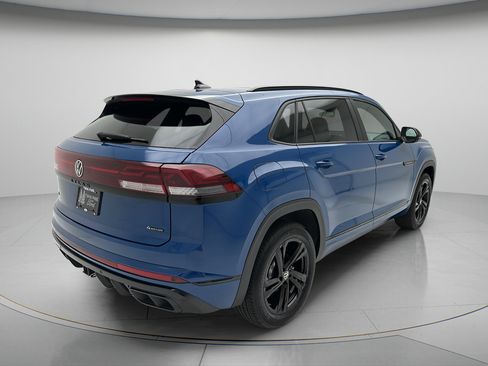 Used 2025 Volkswagen Atlas Cross Sport SEL R-Line AWD/4WD image 3