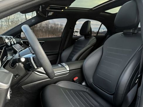 Used 2024 Mercedes-Benz C 300 4MATIC Sedan image 20