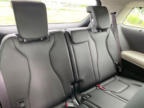 Used 2022 Kia Carnival SX FWD image 13