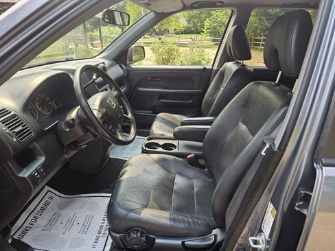 Used 2005 Honda CR-V EX image 9