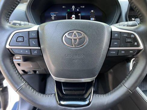 Used 2026 Toyota Grand Highlander AWD Hybrid image 14