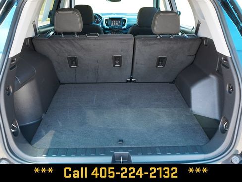 Used 2024 GMC Terrain SLE FWD image 26