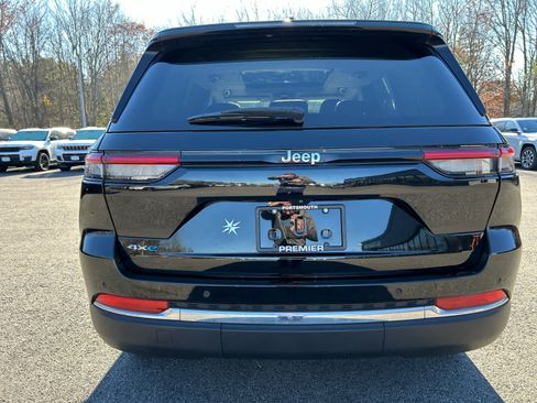 Used 2023 Jeep Grand Cherokee 4WD 4xe image 8