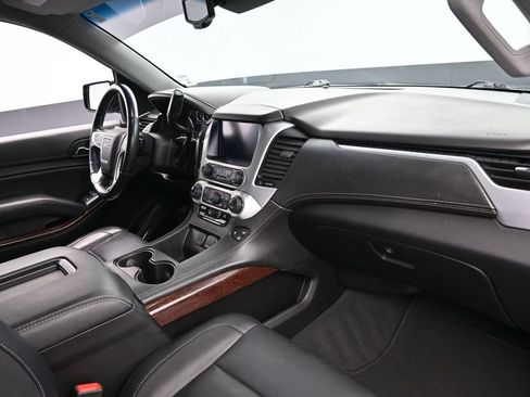 Used 2019 GMC Yukon XL SLT AWD/4WD image 26