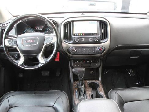 Used 2021 GMC Canyon Denali image 16