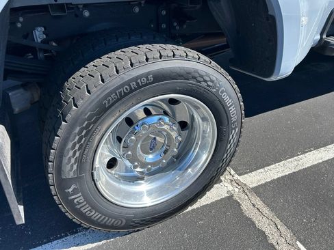 Used 2026 Ford F450 Platinum AWD/4WD image 4