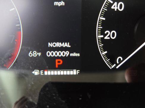 New 2026 Honda HR-V EX-L image 23