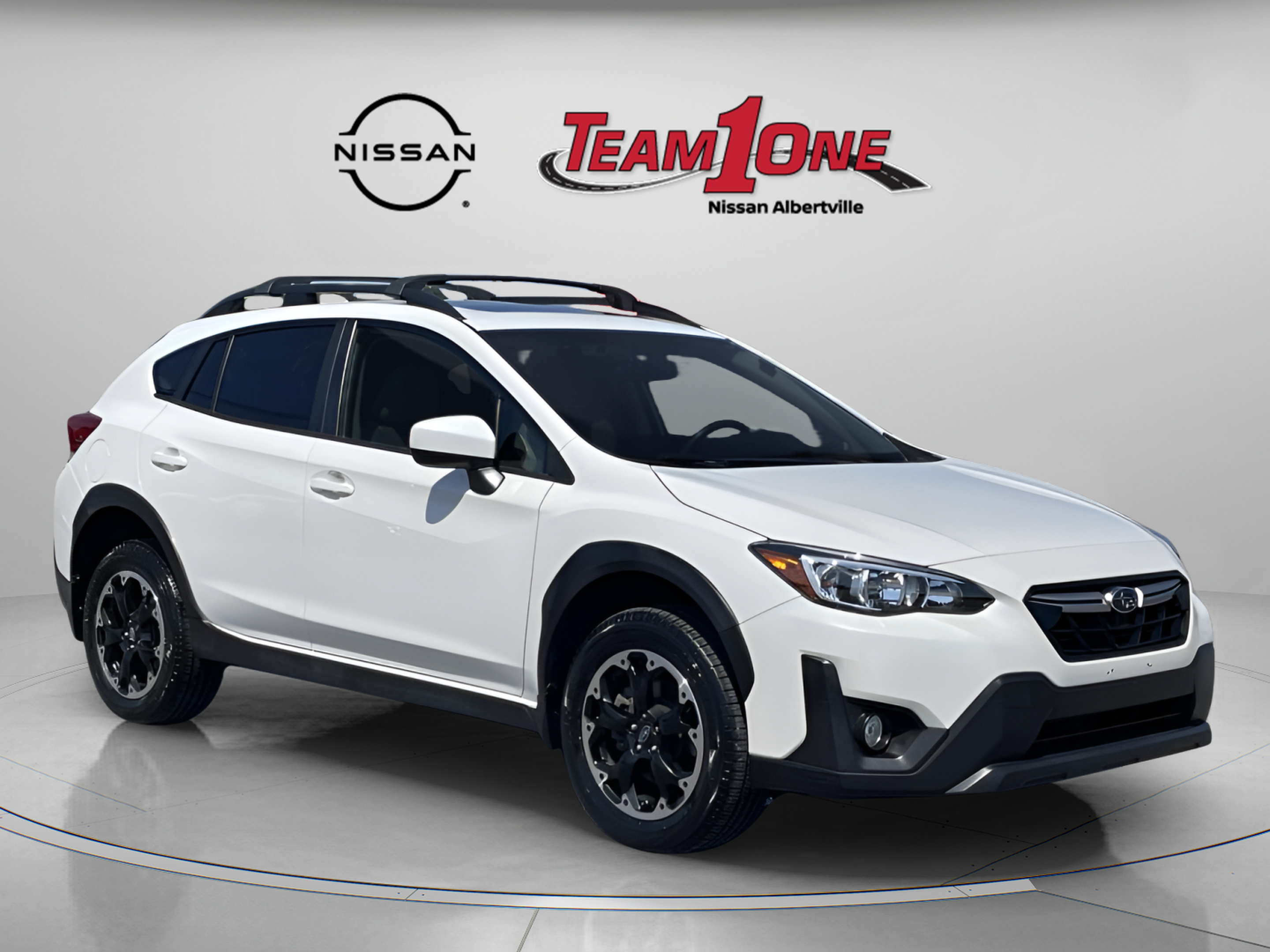 Used 2021 Subaru Crosstrek 2.0i Premium w/ Moonroof Package AWD/4WD image 1
