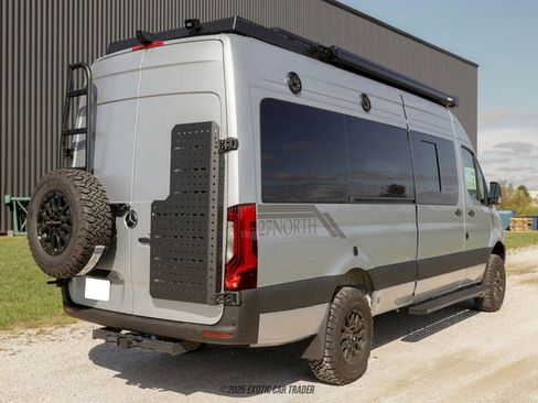 Used 2025 Mercedes-Benz Sprinter 2500 image 8