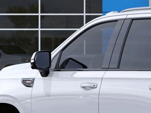 New 2026 GMC Yukon AT4 image 13