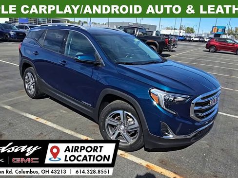 Used 2021 GMC Terrain SLT image 2