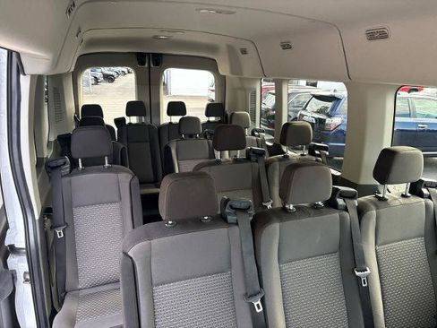 Used 2025 Ford Transit 350 XLT RWD image 6