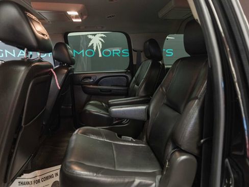 Used 2012 Chevrolet Suburban LTZ image 10