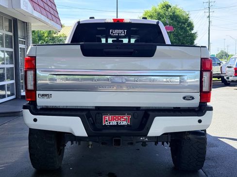 Used 2020 Ford F250 Platinum w/ FX4 Off-Road Package AWD/4WD image 4