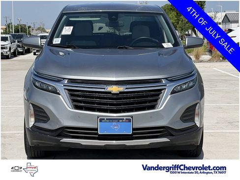 Used 2023 Chevrolet Equinox LT w/ Driver Convenience Package FWD image 7