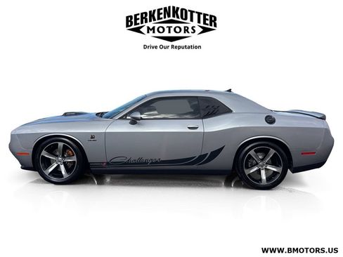 Used 2015 Dodge Challenger R/T Plus RWD image 6