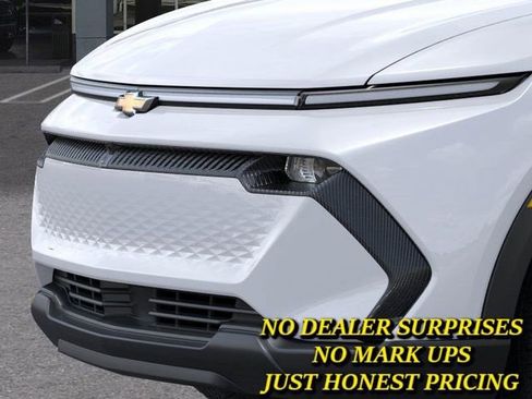New 2026 Chevrolet Equinox EV LT FWD image 13
