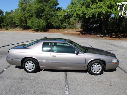 Used 1996 Cadillac Eldorado image 26
