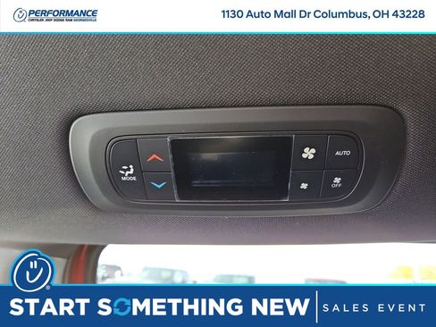 New 2026 Chrysler Pacifica Select image 14