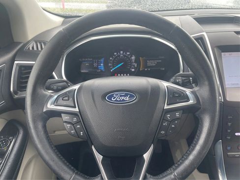Used 2020 Ford Edge Titanium w/ Equipment Group 301A image 19
