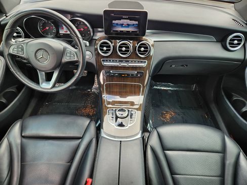 Used 2018 Mercedes-Benz GLC 300 4MATIC image 27