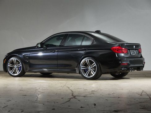 Used 2018 BMW M3 RWD image 7