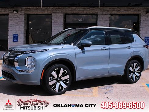 New 2025 Mitsubishi Outlander SEL image 1