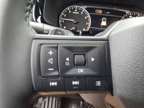 New 2026 Nissan Pathfinder SV image 20