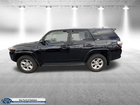 Used 2018 Toyota 4Runner SR5 Premium image 4