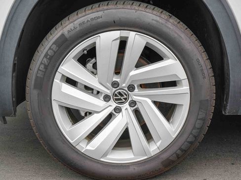 Used 2021 Volkswagen Atlas SE image 11