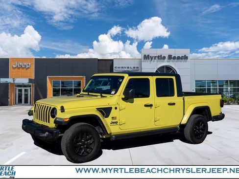 Used 2023 Jeep Gladiator Sport S image 1