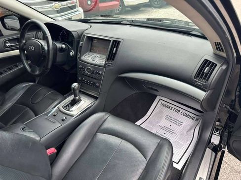 Used 2015 INFINITI Q40 w/ Moonroof Package RWD image 13