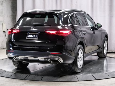 Certified 2026 Mercedes-Benz GLC 300 image 4