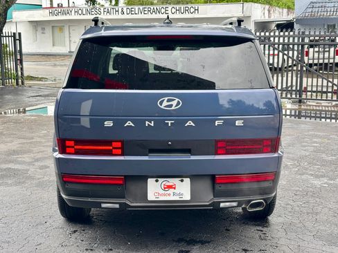 Used 2026 Hyundai Santa Fe SEL FWD image 5
