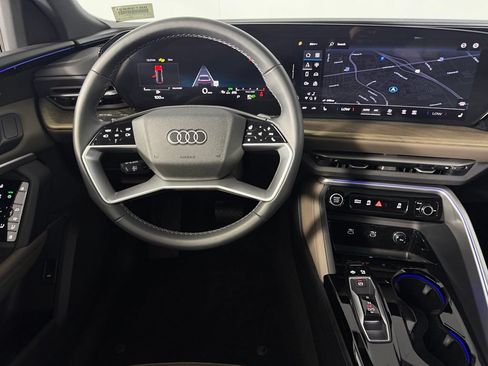 Used 2025 Audi Q5 Premium Plus AWD/4WD image 14