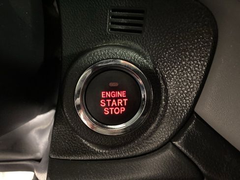 Used 2023 Subaru Outback Premium image 19