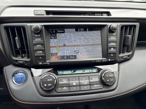 Used 2017 Toyota RAV4 SE AWD/4WD image 17