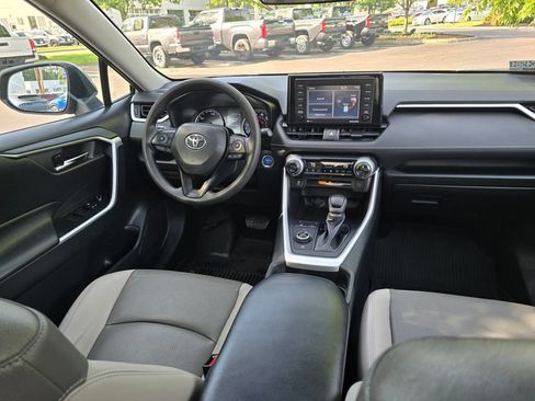 Used 2020 Toyota RAV4 XLE w/ Convenience Package AWD/4WD image 14