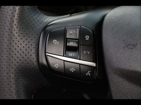 Used 2024 Ford Escape ST-Line w/ Tech Pack #1 image 28