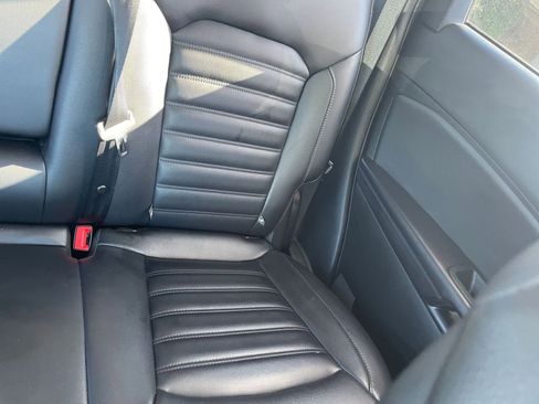 Used 2022 Ford Edge SEL image 37