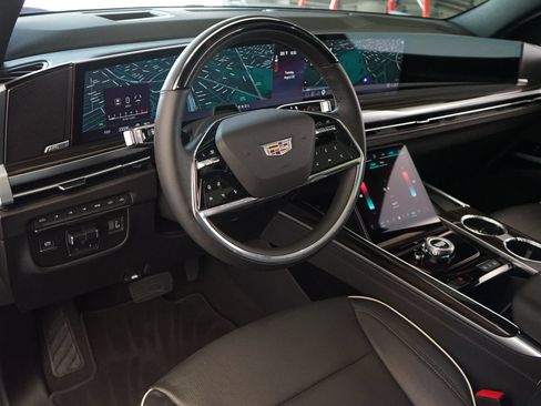Used 2025 Cadillac Escalade Premium Luxury w/ Touring Package AWD/4WD image 7