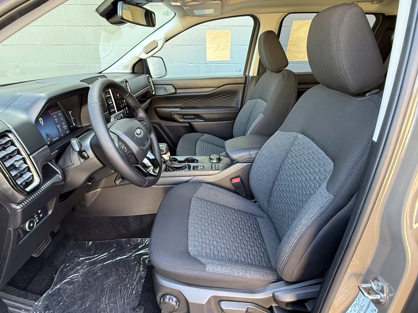 New 2026 Ford Ranger XLT w/ Black Appearance Package AWD/4WD image 16