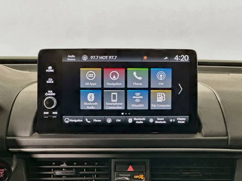 Certified 2025 Honda Pilot Touring image 13