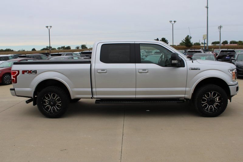 Used 2018 Ford F150 XLT w/ Equipment Group 302A Luxury AWD/4WD image 4
