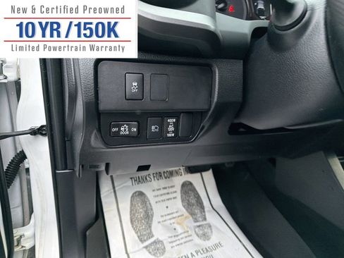 Used 2023 Toyota Tacoma TRD Sport w/ Technology Package image 17