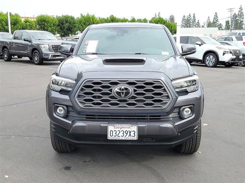 Used 2020 Toyota Tacoma TRD Sport image 27