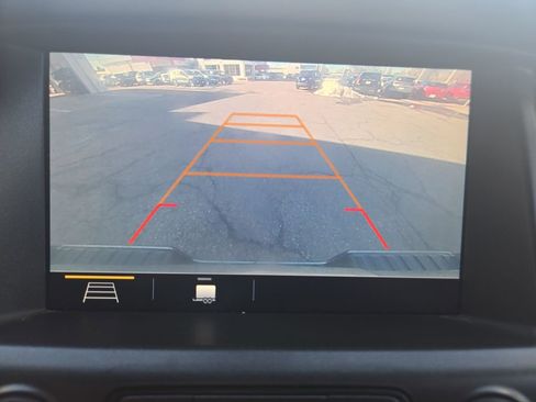 Used 2019 Chevrolet Colorado LT w/ Colorado RST Special Edition image 19